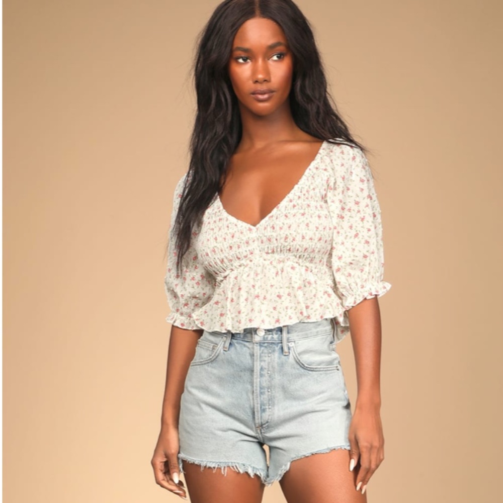 NEVER WORN White Floral Print Smocked Puff Sleeve Top